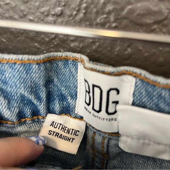 Urban Outfitters, BDG Authentic Straight Distressed Jeans 29X30 - Picture 7 of 11